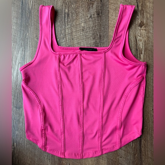 𝐒𝐚𝐢𝐧𝐭𝐬 𝟐𝟏 𝐏𝐢𝐧𝐤 𝐂𝐨𝐫𝐬𝐞𝐭 𝐓𝐨𝐩 - Picture 1 of 5